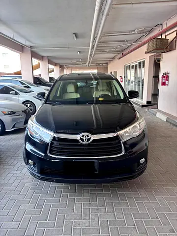 TOYOTA HIGHLANDER XLE 2015 MODEL FULL OPTION CAR FOR SALE