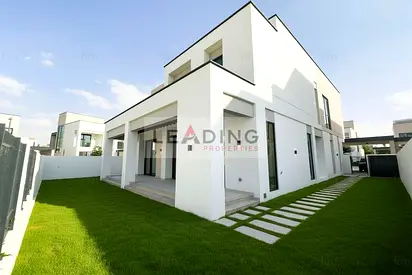 Luxury Living I 4BR Villa | Vacant