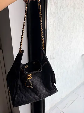 Chanel 25 Hobo Large