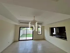 Single Row | Vacant | Family Community