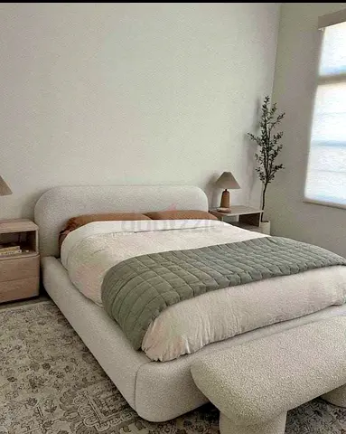 Cozy Modern Bed with Elegant Design