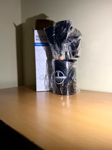 Premium Silicone Kitchen Set – New