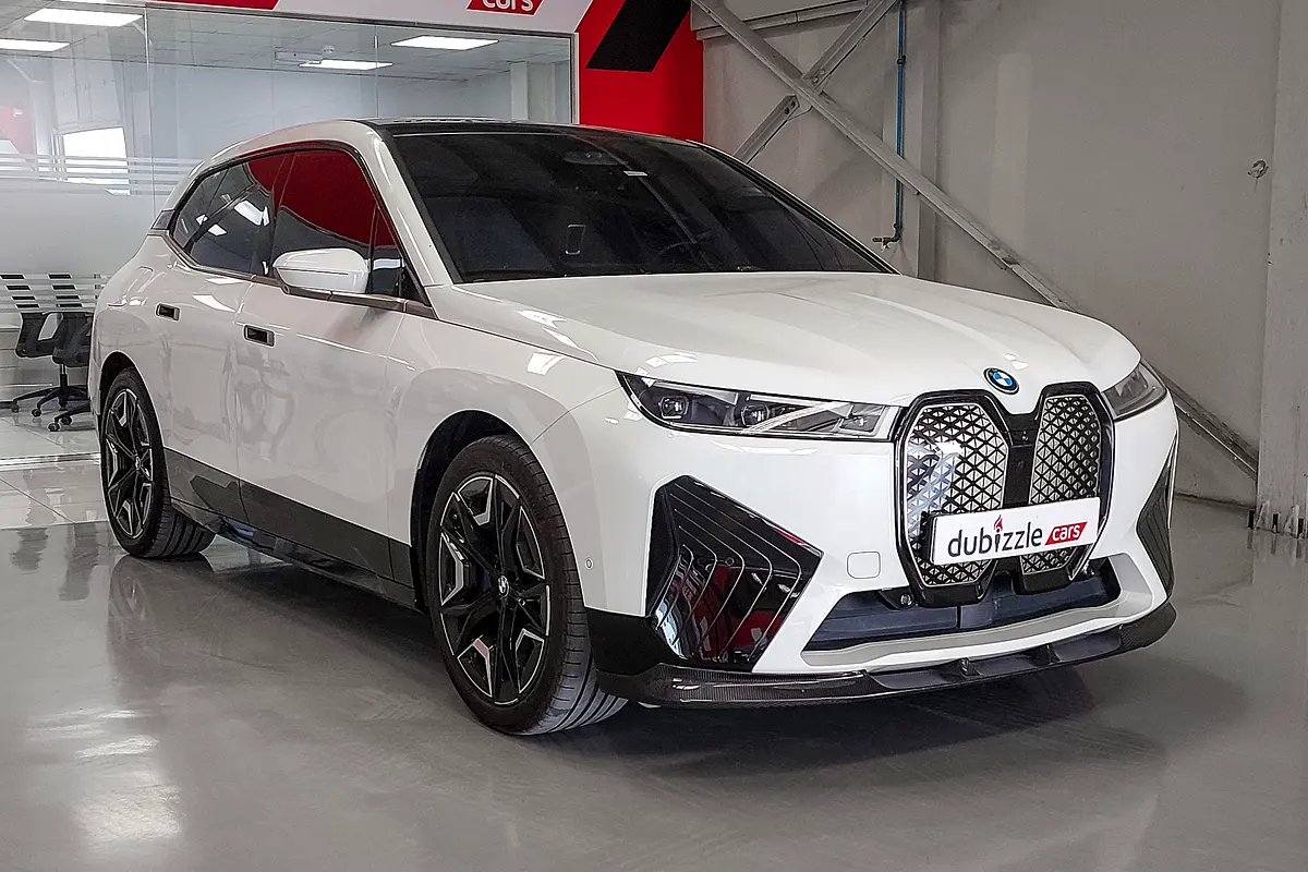 BMW iX 2023 — photo 1 of 15