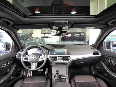 BMW 3 Series 330i, миниатюра 9