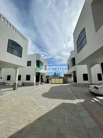 Spacious 5-Bedroom Villa | Prime Location | Jumeirah 1