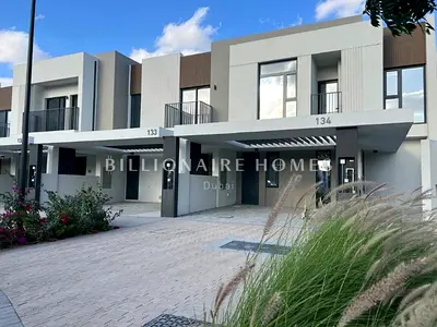 Corner Unit | Large Plot | Close to Amenities