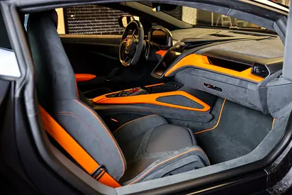 صورة 7 لـ 2024 Lamborghini REVUELTO