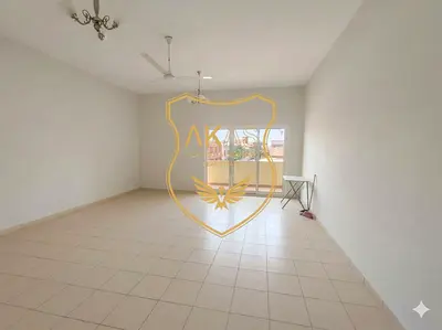 CENTRAL AC AND GAS 3BHK FOR FAMILY WITH BALCONY COVER PARKING FREE