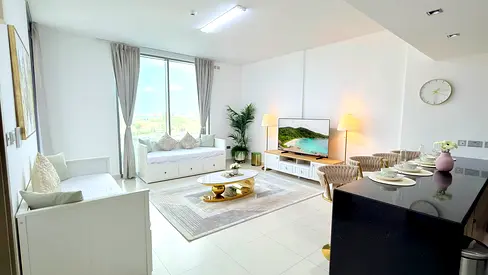 Luxury 1 Bedroom Apartment | Fully Furnished | All Bills Included | Holiday Home