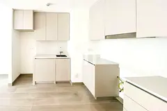 Multiple Cheques | Private Beach Access | Modern