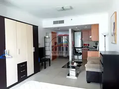 Close to Metro Studio with Balcony
