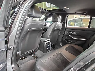 BMW 3 Series 330i, миниатюра 16