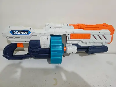 X-Shot Blaster Gun