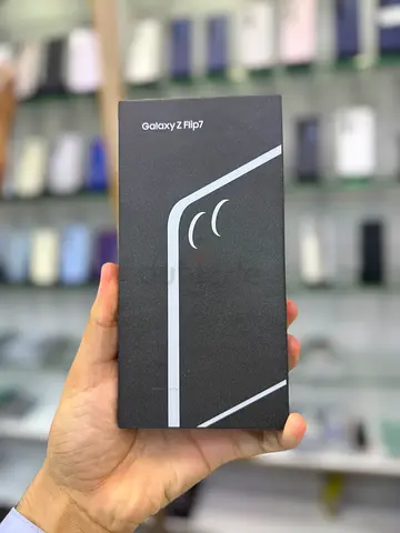 Samsung Galaxy Z Flip 7 256GB New Box Packed