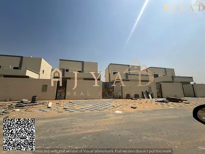 للبيع: فيلا أنيقة وعملية في منطقة الزاهية عجمان، 3 غرف نوم، مجلس، صالة معيشة، مساحة أرض 3014 قدم مربع، مساحة بناء 2800 قدم مربع، شامل رسوم التسجيل