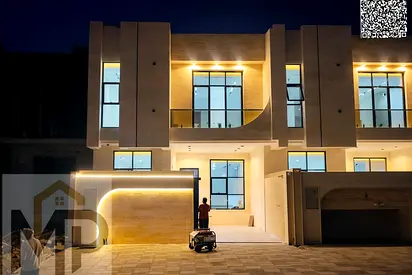 فيلا من طابقين مع تراس على السطح، 5 غرف نوم، السعر يشمل رسوم التسجيل والملكية