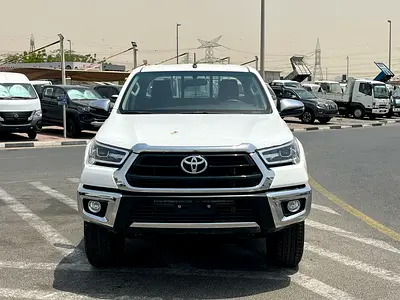 Toyota Hilux GLX 4x4 DC 2026 GCC