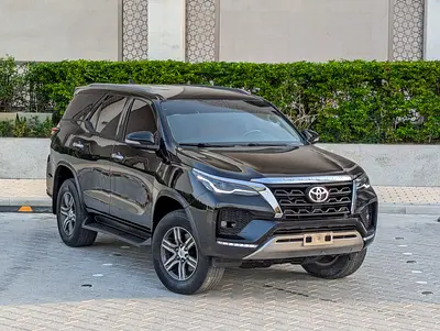 TOYOTA FORTUNER 2017 FACELIFTED 2025 GCC V4 2.7L 4X4 IN PERFECT CONDITION