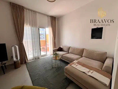 FULY FURNISHED | UPGRADED | READY