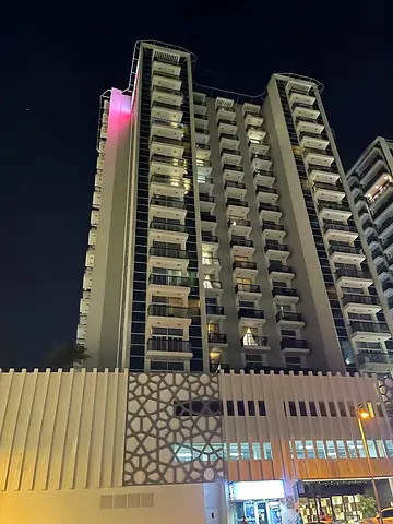 Spacious 2 Bedroom Apartment | High Floor | Excellent Amenities