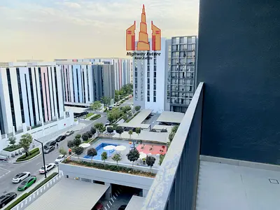 Luxurious 1bhk with pool view hot offer /. Bank mortgage/ high ROI