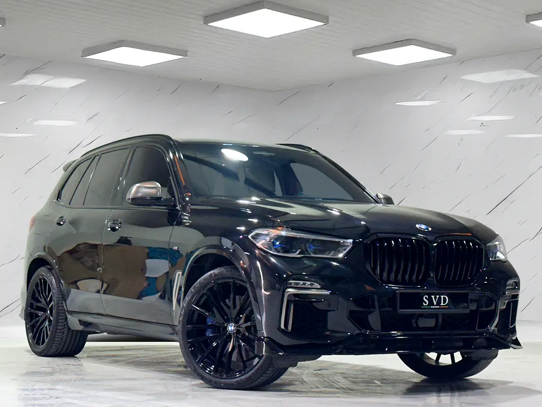 BMW X5 2022 — photo 1 of 12