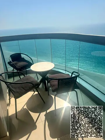 شقة للإيجار بغرفتي نوم وحمامين – برج الكورنيش