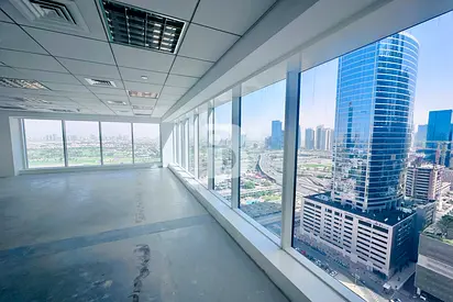 Prime Office | Stunning Views | DDA License