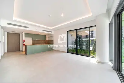 Rare2BR with Spacious Terrace Overlooking the Park