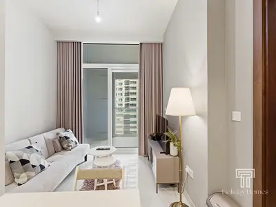 1BR Business Bay | Pool, Gym & Balcony | Canal View