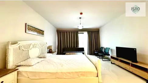 Ready- fully furnished -close to the mall
