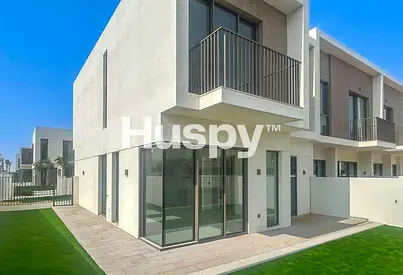 Unfurnished | Near Amenities | Corner Plot