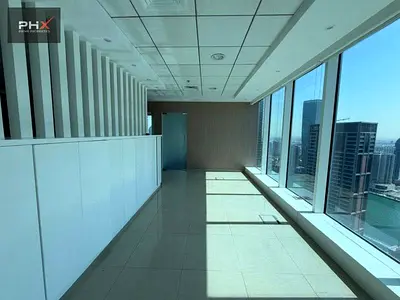 High Rise I Bright and Spacious I Stunning Work Place