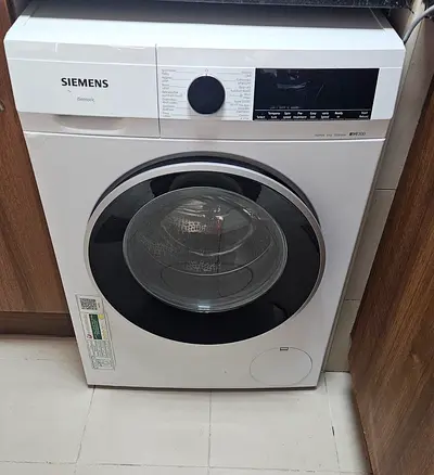 Siemens iQ300 Front Load Washing Machine 9Kg WG44A100GC , DELIVERY+ WARRANTY