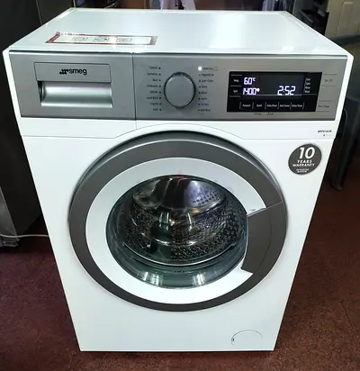 SMEG latest model 9 kg washer 1400 rpm speed for spin