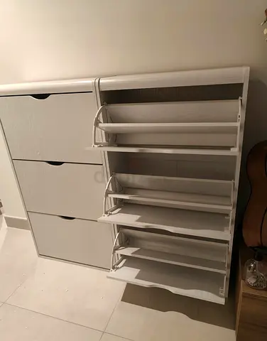 Stylish White Shoe Cabinet