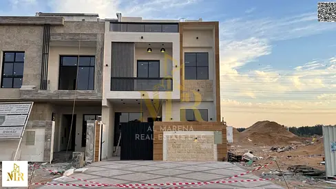 Villa for sale. Own a villa behind Al-Hamidiyah Park. 5 rooms, two floors, and a roof. No bay. Lifetime services. Freehold ownership for all nationali