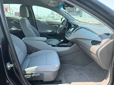 2022 Chevrolet MALIBU 照片 8