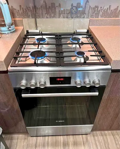 Siemens Top Gas Oven electric cooker 60 by 60 cm Dual Fuel Germany engineering