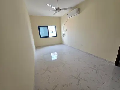 اقل سعر للايجار مع بلكونه / غرفه وصاله / تشطيبات ديلوكس / مساحه واسعه / اطلاله مفتوحه / عوائل .