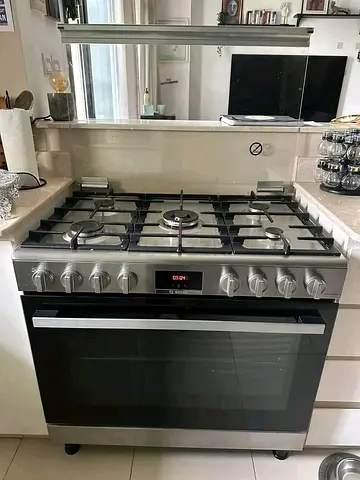 Bosch brand digital full gas cooker with fan 90 cm