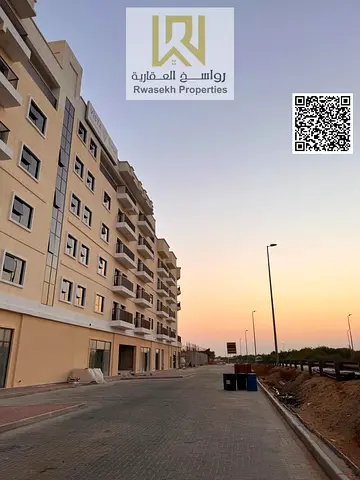 Investment opportunity - Free registration - Prime location on the highway