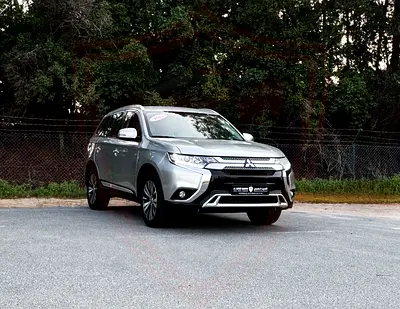 Mitsubishi Outlander | 3.0 L | 2023 | GCC | Accident-Free |  In Excellent Condition | 991 P.M