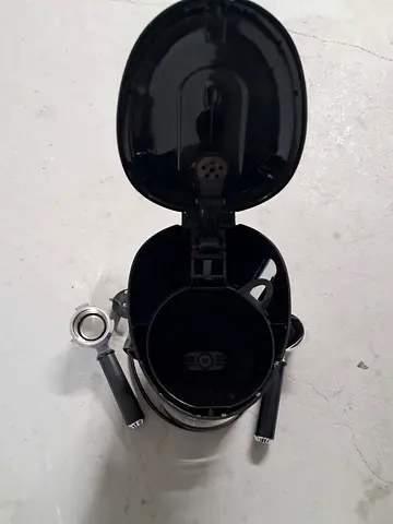 Coffee Maker for Sale - Excellent Condition