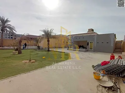 فيلا فاخرة للبيع في الروضة1  ساكن تجاري – بالقرب من المسجد | 4 غرف ماستر | شاملة جميع الخدمات