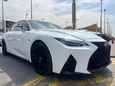 لكزس is 500V8 FSport وارد امريكا بحالة ممتازة جدا The car is imported from the USA and is in excelle