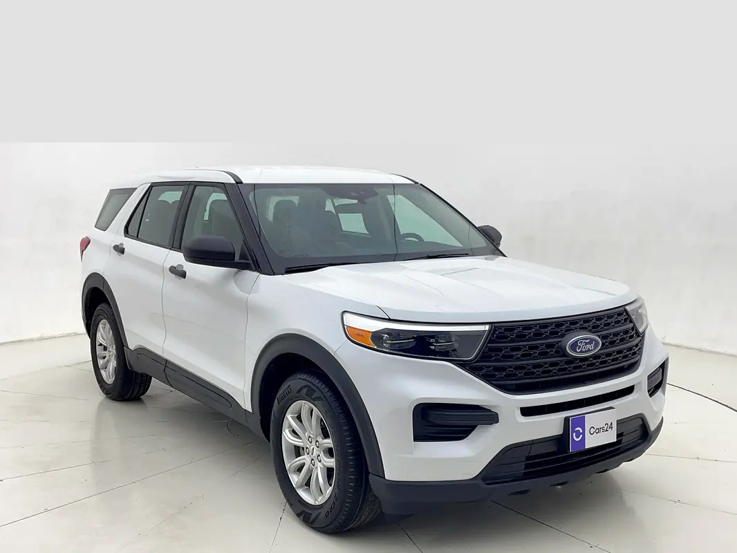 Ford Explorer 2023 — photo 1 of 13