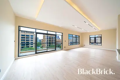 Fully upgraded - ready for a new family!