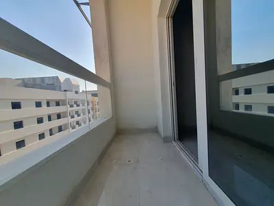 Brand New 1bhk with balcony and 2 washroom separate hall price 42k