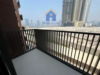 Studio apartment in the most prestigious area of ​​Sharjah at a bargain price